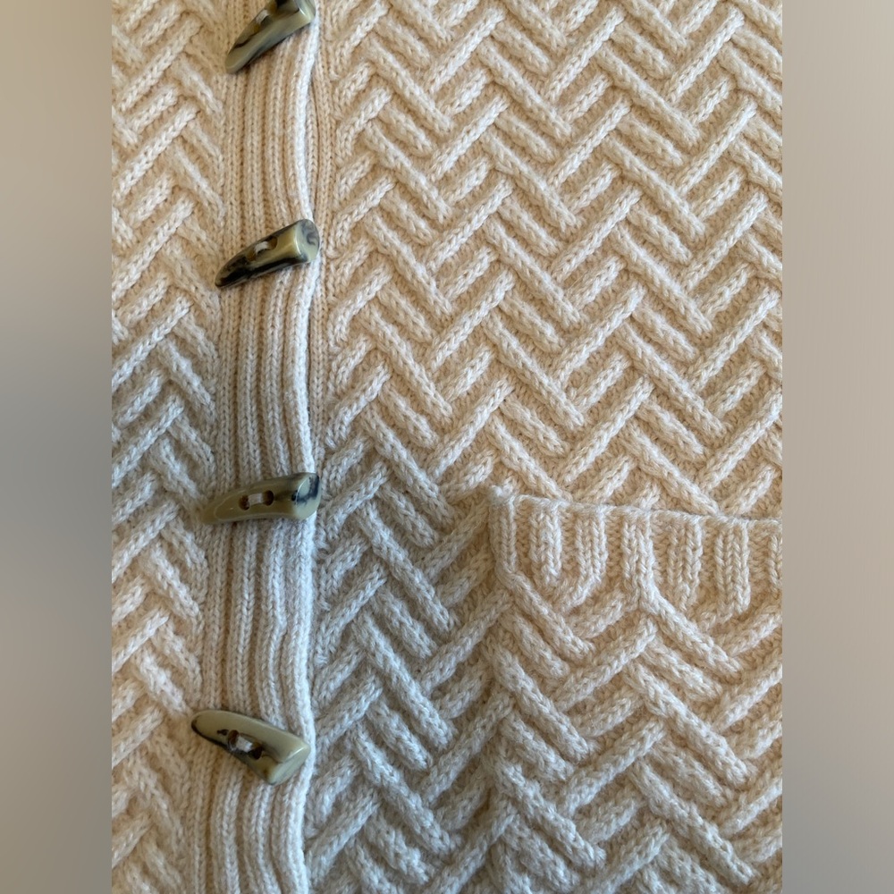 π Ralph Lauren π Rare π Exclusive Hand Knit Cardigan with Toggle Buttons π - Picture 4 of 10